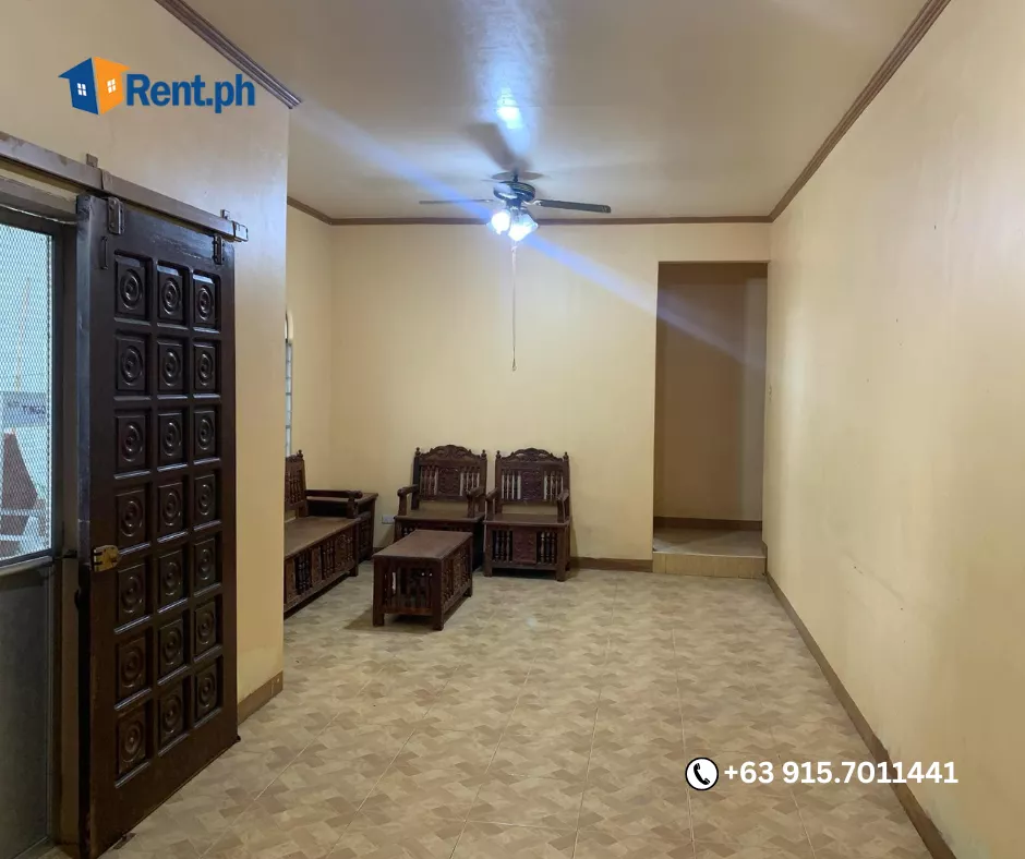 SPACIOUS 3-BEDROOM HOUSE FOR RENT IN LAS PINAS — House and Lot in S. Valerio, Las Piñas, Metro Manila — Photo 4
