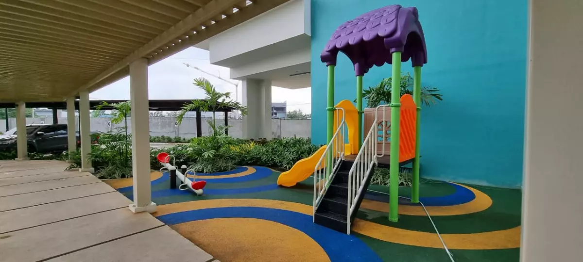 Ready For Occupancy Clean Title For 3M only — Studio in Across ChinaBank, Bacolod, Negros Occidental — Photo 2