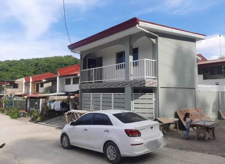 HOUSE & LOT FOR SALE! clean title