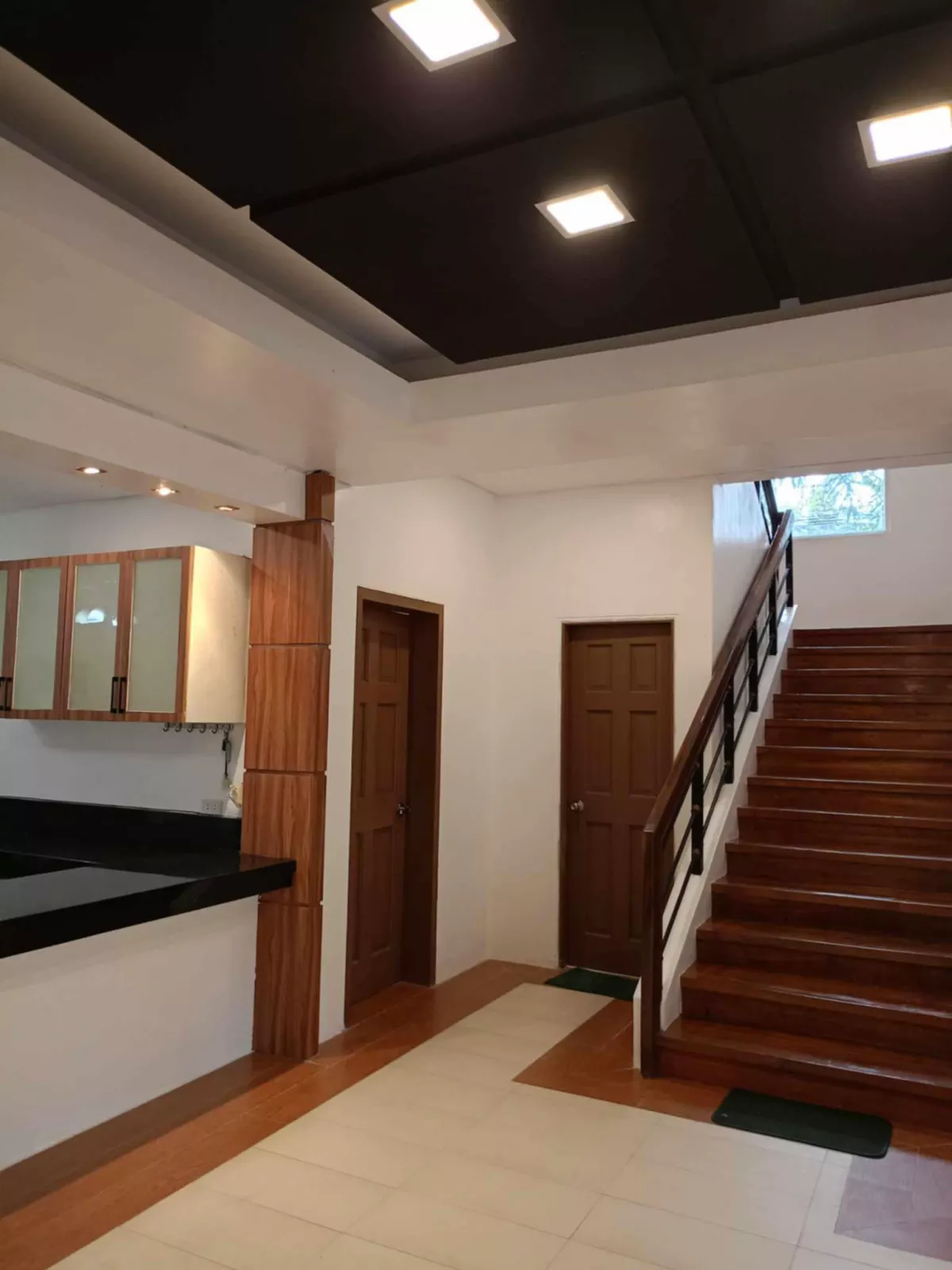 Open photo 16 of 21 — HOUSE FOR SALE – Loyola Grand Villas, Marikina City