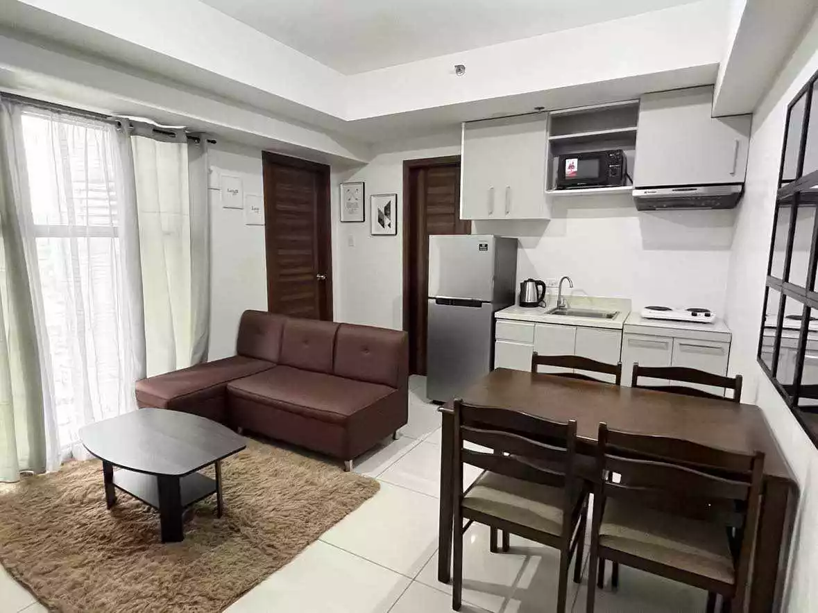 HORIZONS 101 2 BEDROOM unit - Fully Furnished FOR SALE — 2 Bedrooms in Cogon Ramos, Cebu City, Cebu — Photo 7