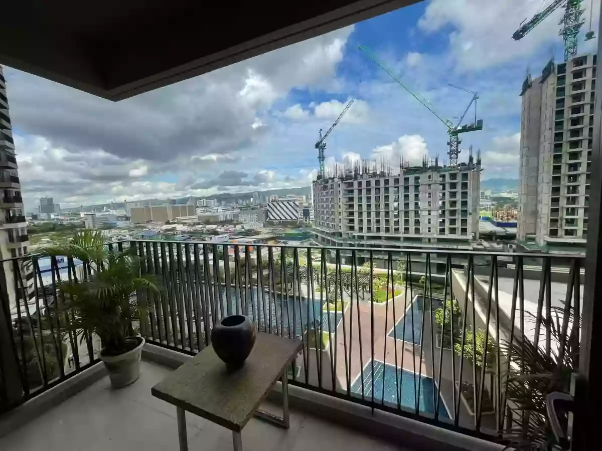 Mandani Bay Suites 2BR with Maids Room For Sale — 2 Bedrooms in F.E. Zuellig Avenue, Mandaue City, Philippines — Photo 5