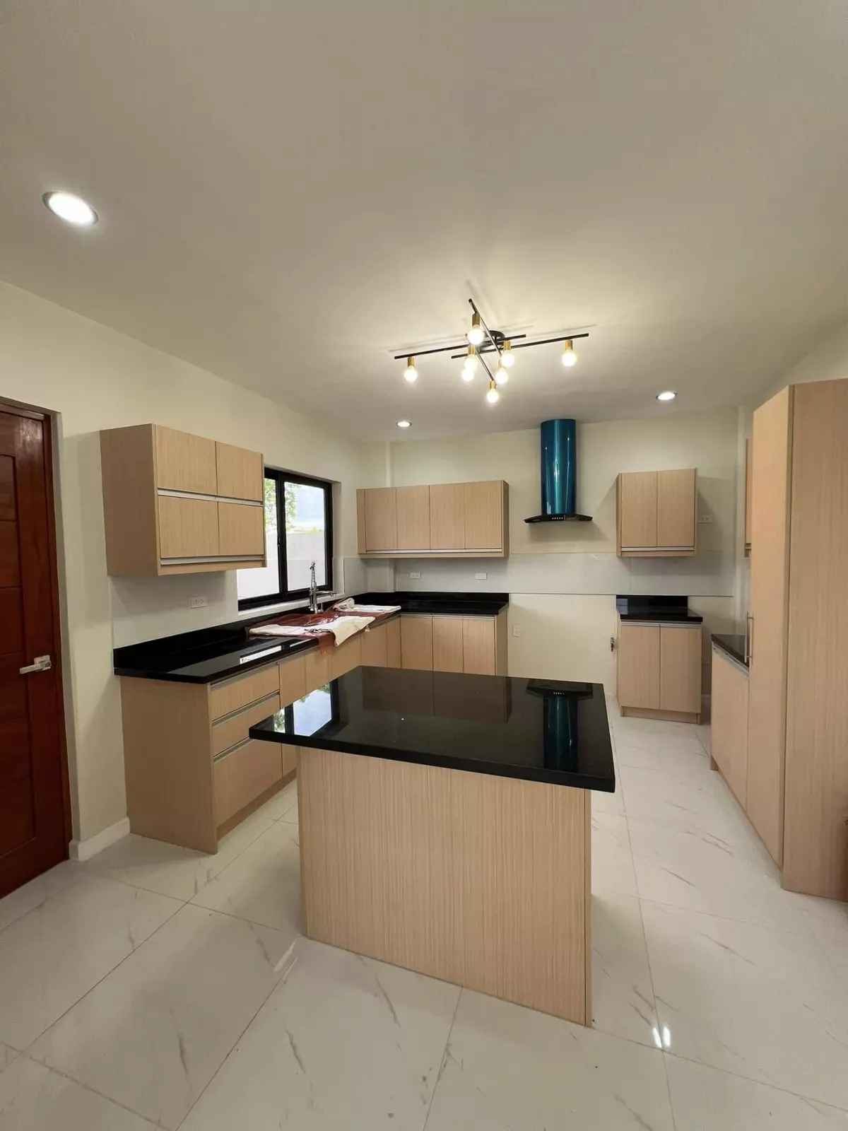 SINGLE DETACHED BRANDNEW HOUSE AND LOT FOR SALE IN VISTA GRANDE SUBD. — House and Lot in Rio de Janeiro Street, Talisay, Cebu — Photo 2