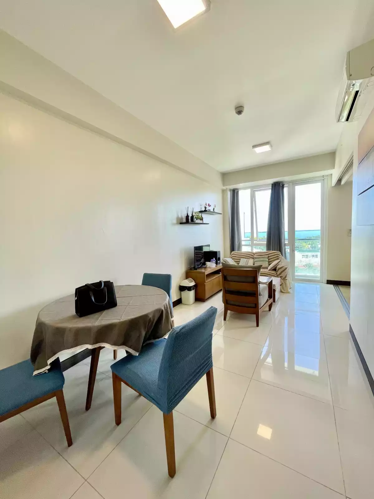 8 Newtown Blvd Executive Studio — Studio in Lapu-Lapu City, Cebu, Philippines — Photo 2