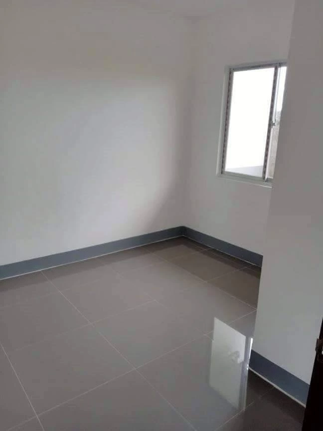 House & Lot for SALE in Pili Camarines Sur (Near CBSUA and Airport) — House and Lot in Pili, Camarines Sur, Philippines — Photo 4