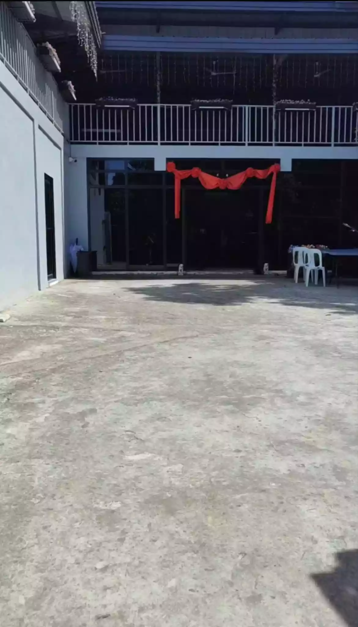 Open photo 18 of 18 — Resto Bar and Restaurant