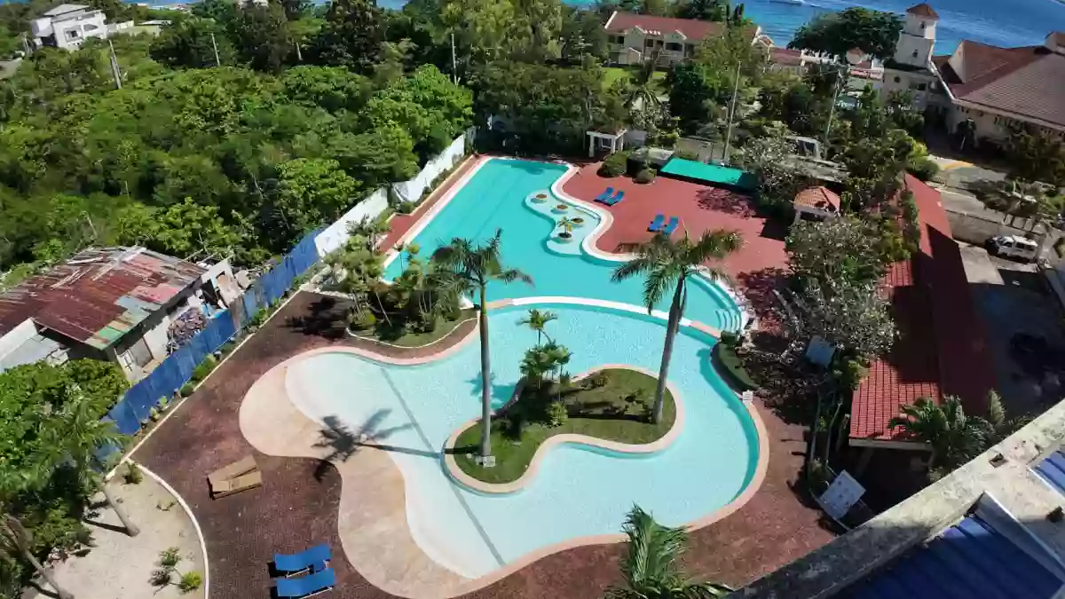 La Mirada Residences