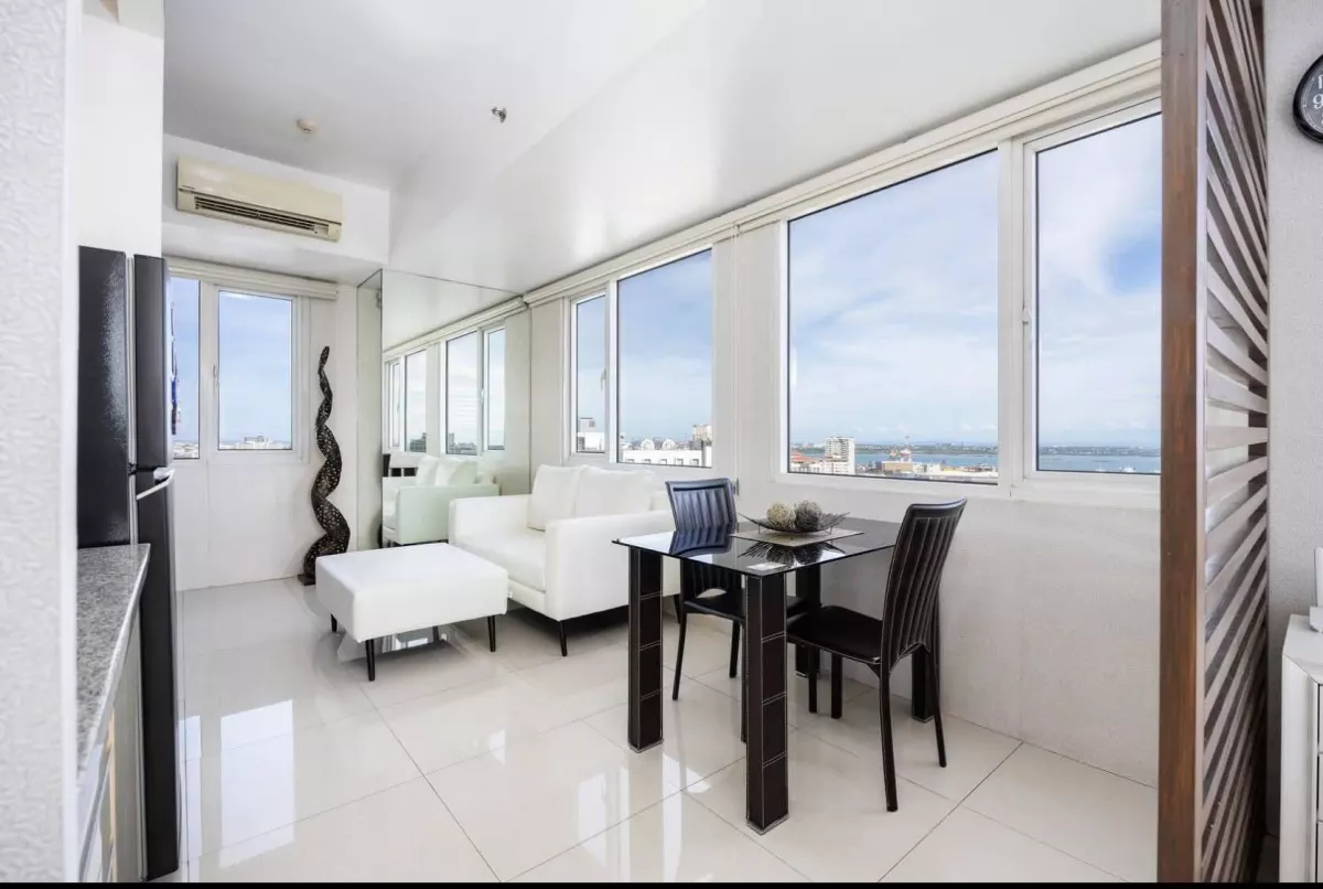 FOR SALE – Calyx Residences Executive Studio Corner Unit — Studio in Leyte Loop, Cebu City, Cebu — Photo 7