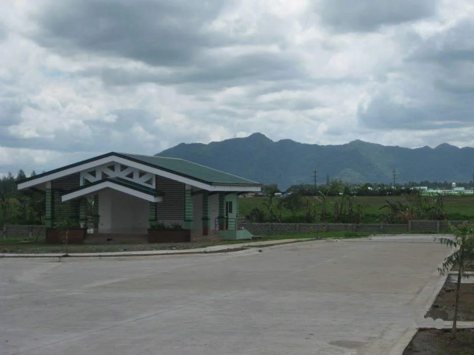 Titled — Residential Lot in Lipa City, Batangas, Philippines — Photo 7