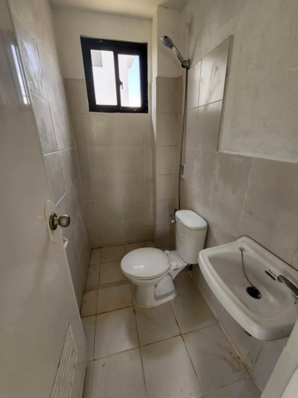 East Villas House and Lot — House and Lot in Bacolod, Negros Occidental, Philippines — Photo 3