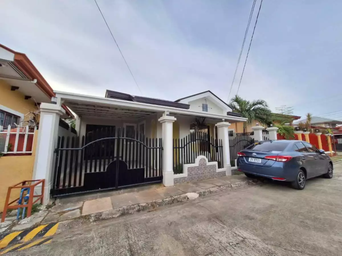 HOUSE AND LOT FOR SALE AT BASAKLAPU-LAPU — House and Lot in Lapu-Lapu City, Cebu, Philippines — Photo 5