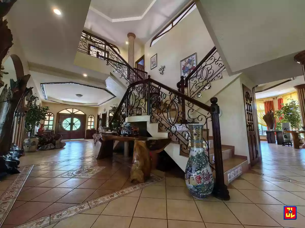 Amazing House with fishpond for Sale in Polo, Tanjay [available] — House and Lot in Negros Oriental, Philippines — Photo 3