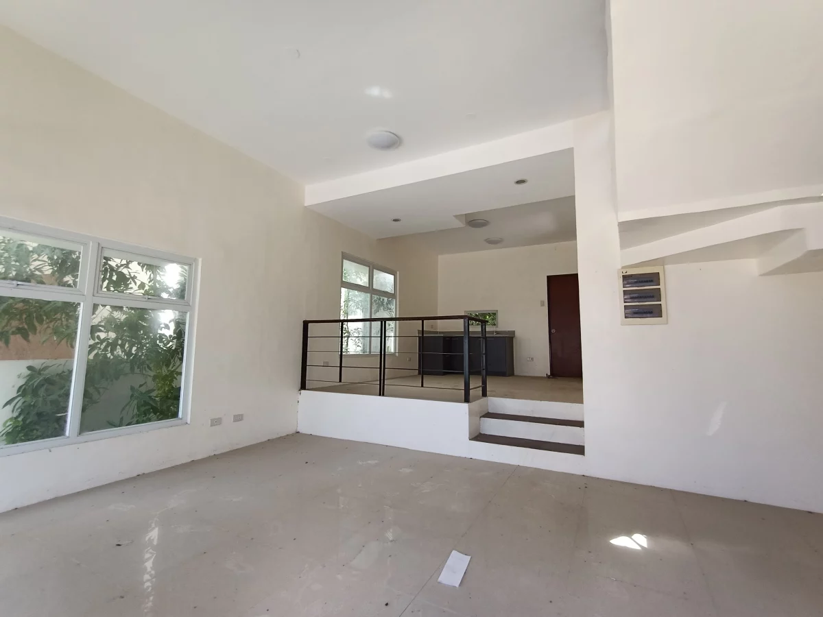 Open photo 18 of 18 — RENT TO OWN Elegant 2-Storey House and Lot in Velmiro Heights, Minglanilla, Cebu!