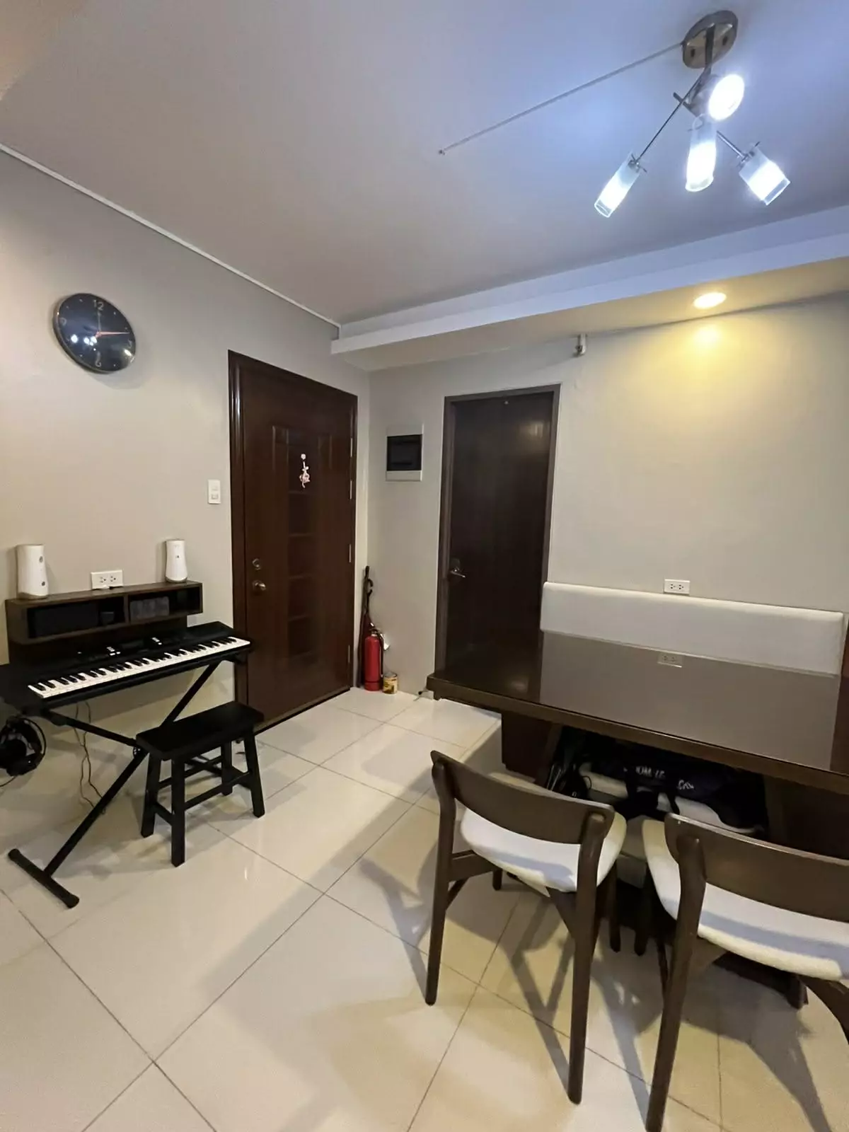 For Sale: Two-bedroom Unit at Woodcrest Residences — 2 Bedrooms in Guadalupe, Cebu City, Guadalupe — Photo 5