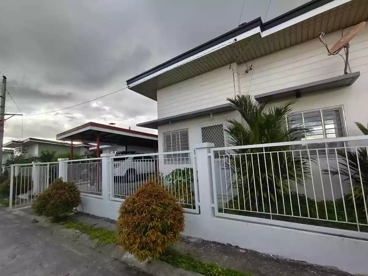 Prime Lot with Bungalow Unit for Sale! — House and Lot — Photo 3