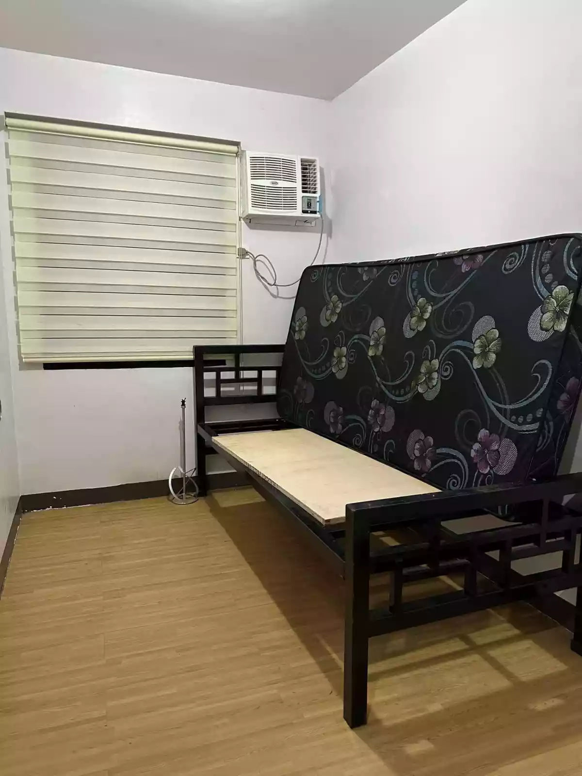 RUSH ASSUME: RENOVATED 2 BEDROOM CONO UNIT WITH BALCONY — 2 Bedrooms in Naya Road, Cebu City, Central Visayas — Photo 6