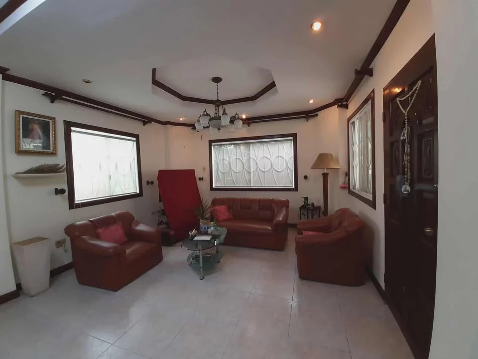 MINGLANILLA HOUSE FOR  SALE — House and Lot in Minglanilla, Cebu, Philippines — Photo 4