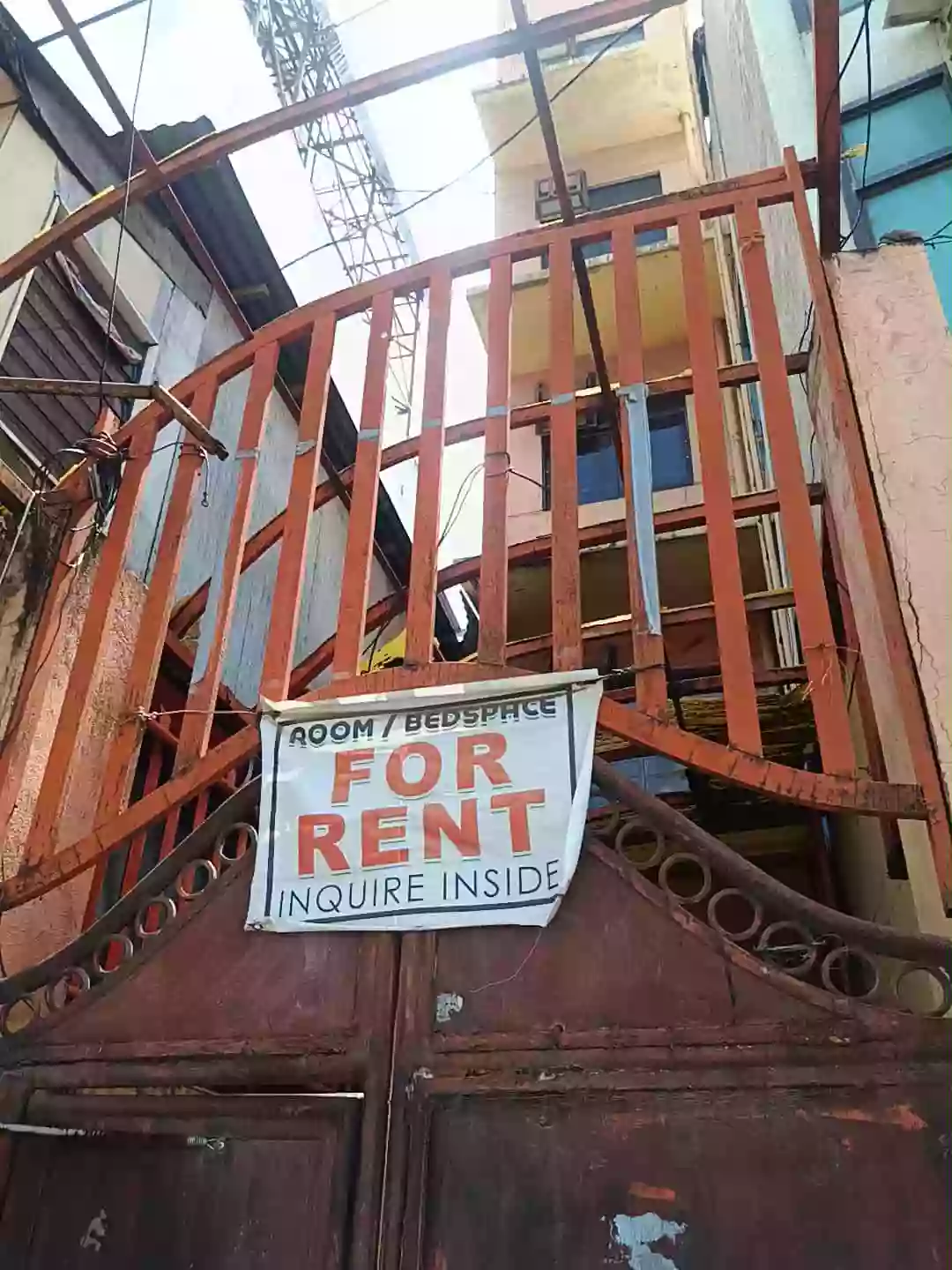 Income-Generating 5-Storey Building in Looc, Mandaue, Cebu — Building in Mandaue, Cebu, Philippines — Photo 3