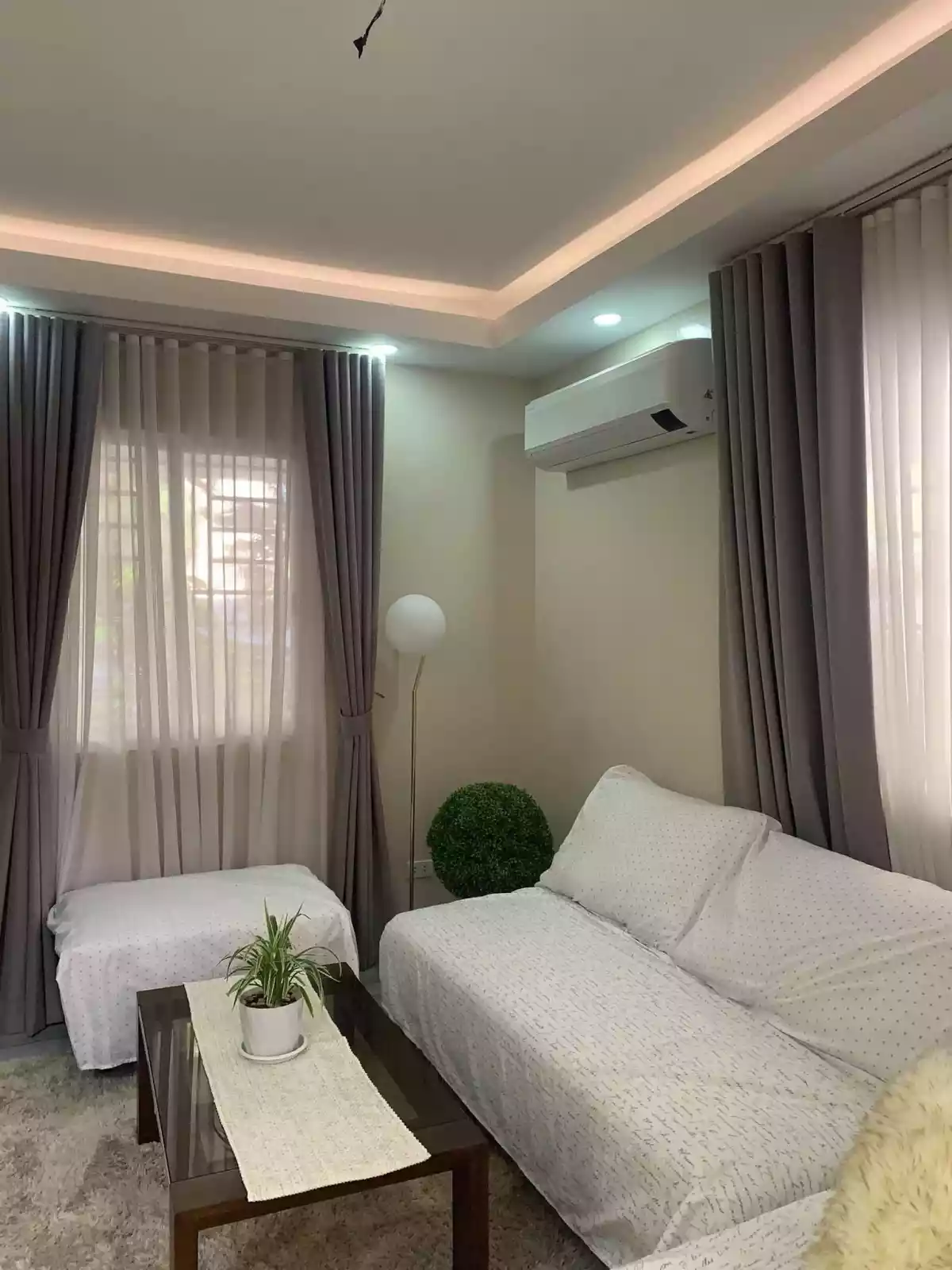 Open photo 11 of 20 — House and Lot 4 Bedrooms for Rush Sale in Lapu-lapu City