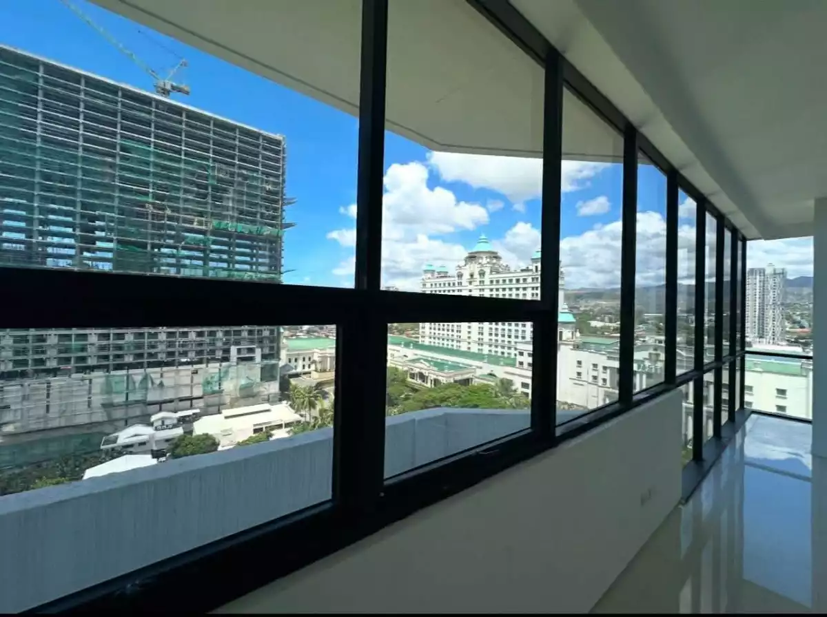 AVENIR HOME OFFICE FOR SALE - 53 sqm — 1 Bedroom in Waterfront Drive, Cebu City, Central Visayas — Photo 2