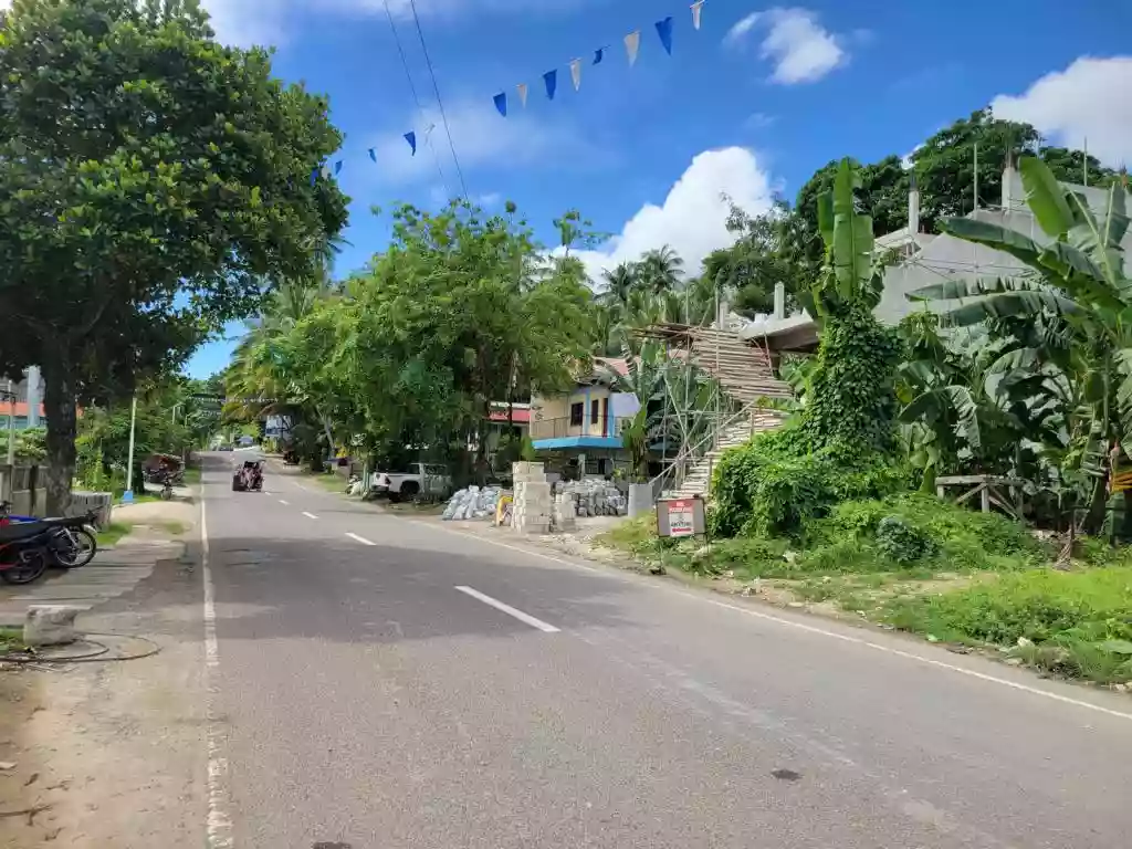 Commercial building in Boljoon, Cebu — Building in Cebu, Philippines — Photo 5