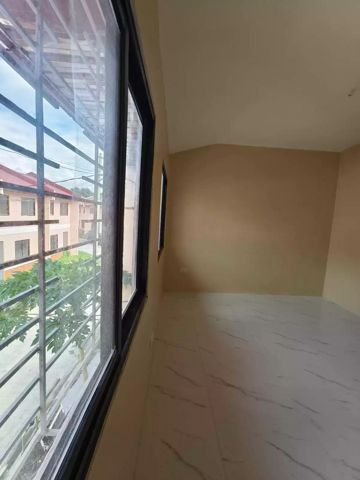 Villa Obiedo Townhouse Unit — Townhouse in Naga, Camarines Sur, Philippines — Photo 5