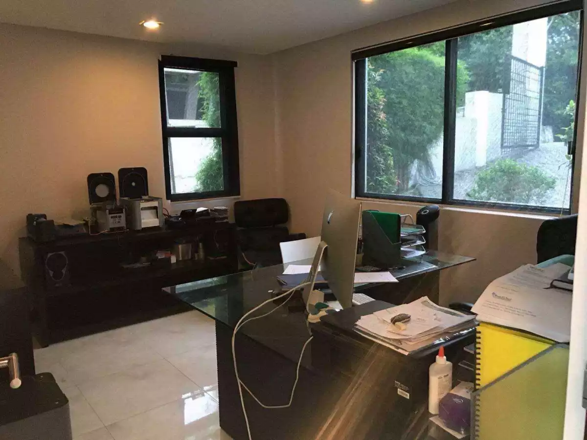 Open photo 24 of 61 — Maria Luisa House for Sale