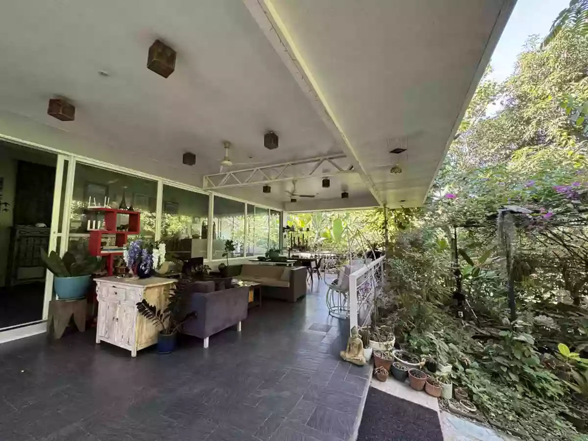 FOR SALE: 7-digit Annual Income-generating Commercial Property with 14 Modern Fully Furnished Apartments, 1 Main Residential/Commercial Building, and a swimming pool. — Building in Negros Oriental, Philippines — Photo 7