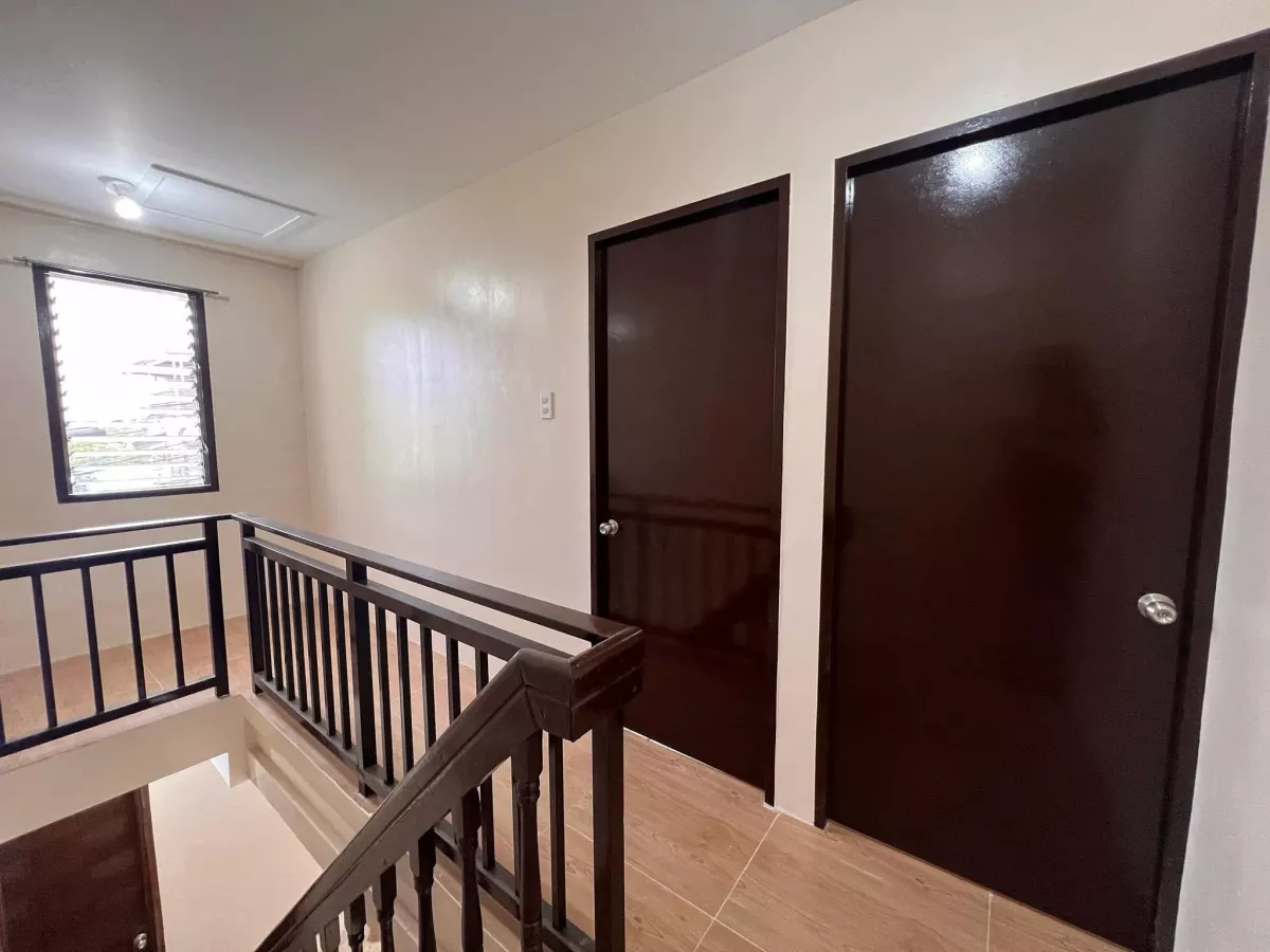 For Rent (2-Bedroom Rosello Rd. Apartments) — Apartment in Cebu City, Cebu, Philippines — Photo 3