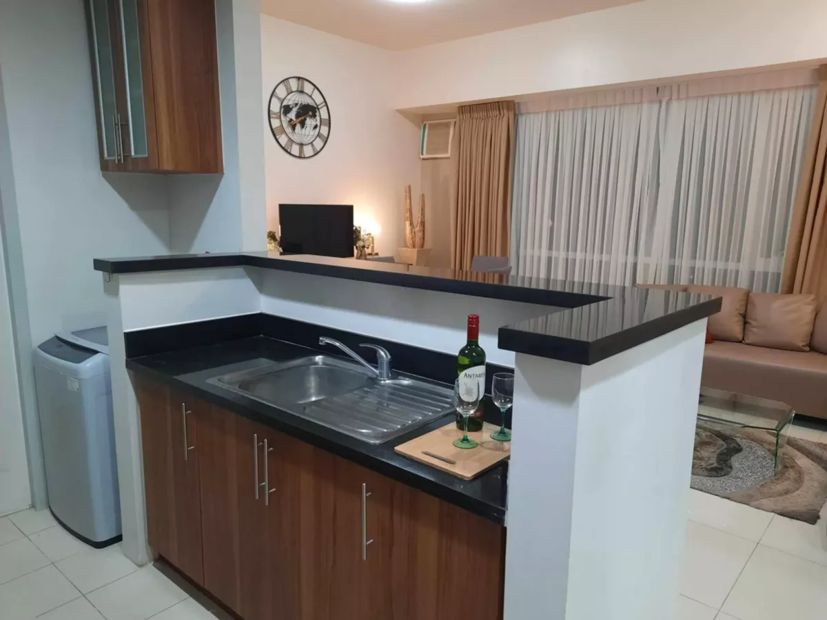 For Sale: 2 Bedroom with Parking at Marco Polo Residences — 2 Bedrooms in Cebu City, Central Visayas, Philippines — Photo 4