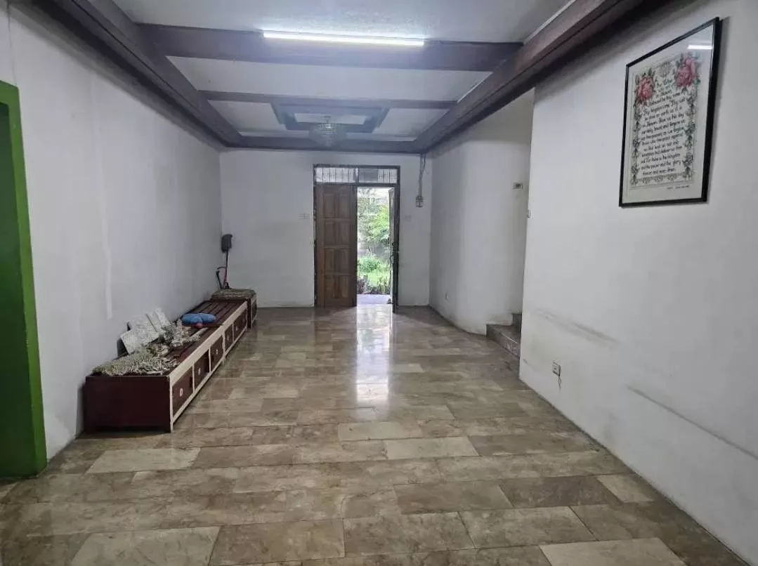 House and Lot for Sale or Rent — House and Lot in Mandaue City, Cebu, Philippines — Photo 2