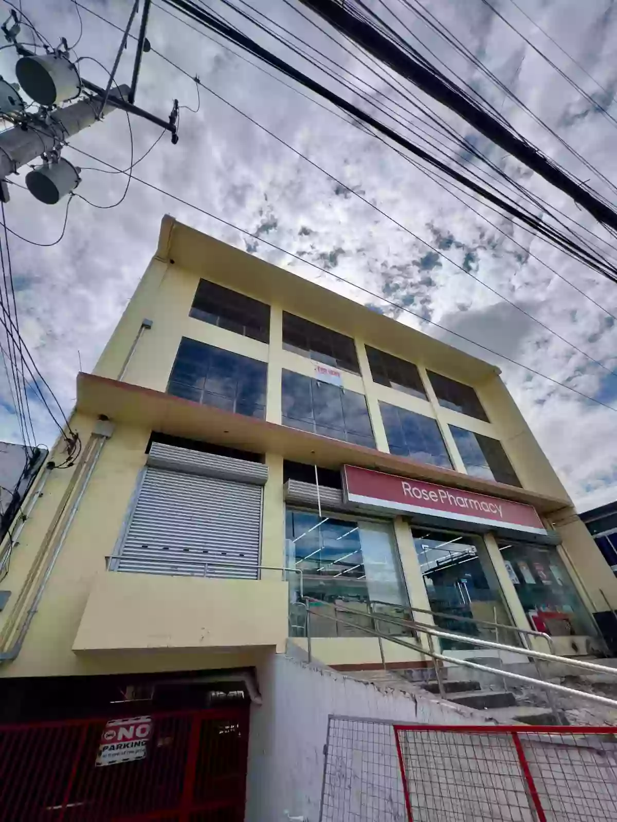 3 Storey commercial Building for Sale — Building in A. Gabuya Street, Cebu City, Cebu — Photo 2