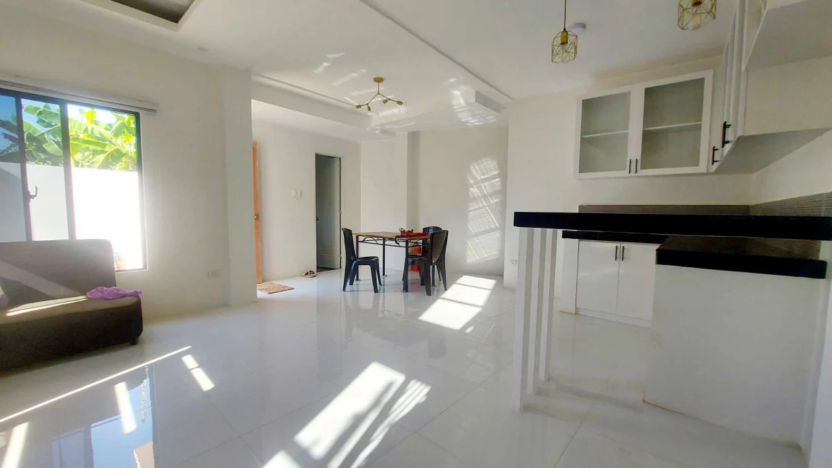 Single Detached House for Sale in Minglanilla — House and Lot in Minglanilla, Cebu, Philippines — Photo 2