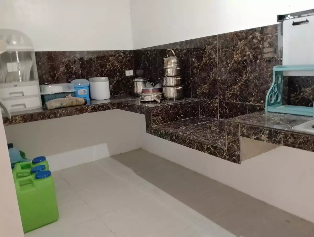 Commercial house  and lot — House and Lot in Iloilo, Philippines — Photo 5