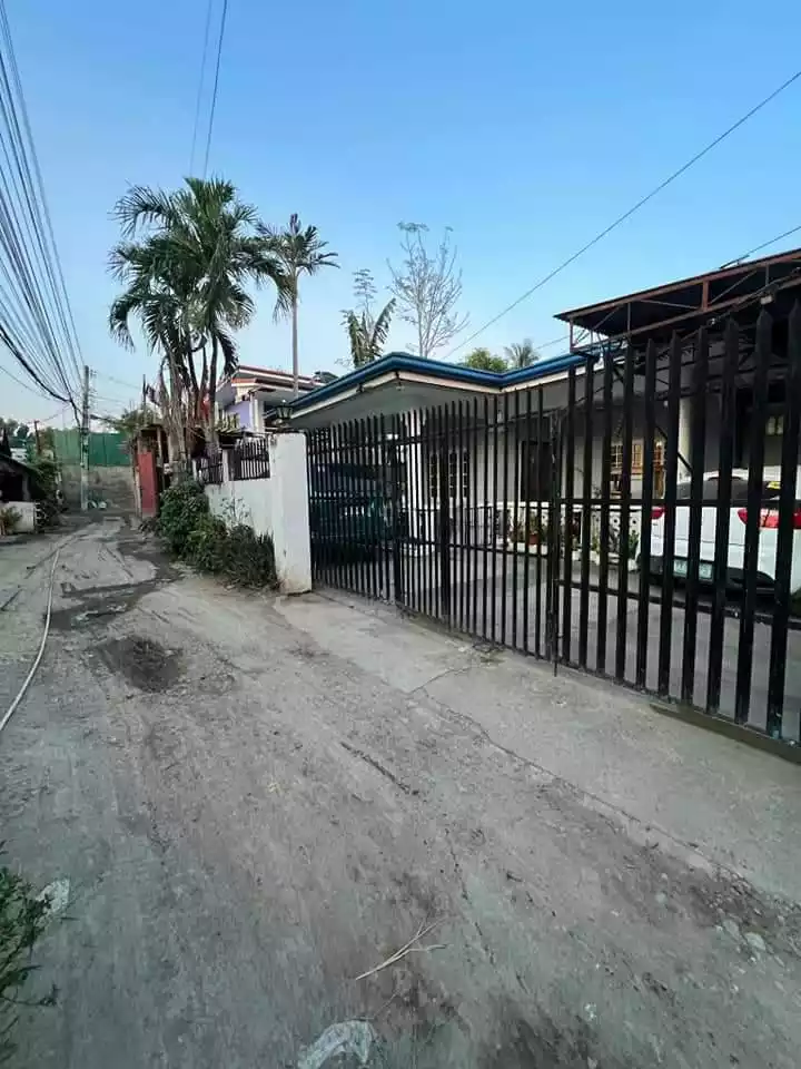 FULLY FURNISHED HOUSE AND LOT FOR SALE!