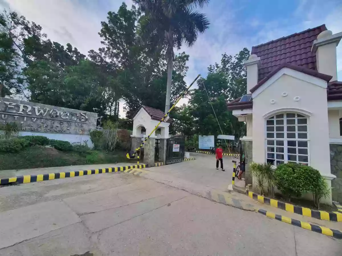RESIDENTIAL LOT 121(sqm.) FOR SALE IN CEBU CITY — Residential Lot in Cebu City, Cebu, Philippines — Photo 7