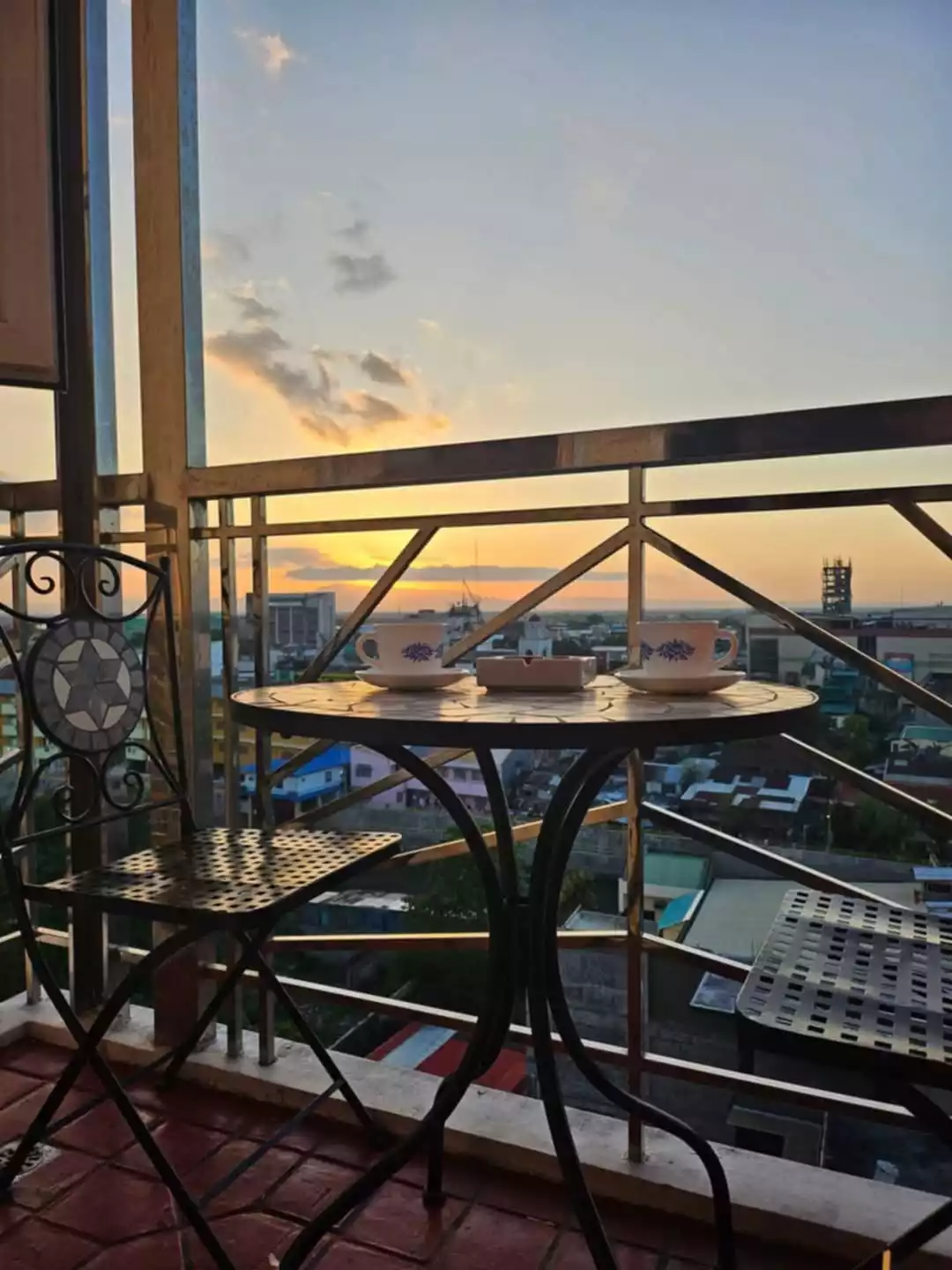 Pink Condominium at Deca Sentrio