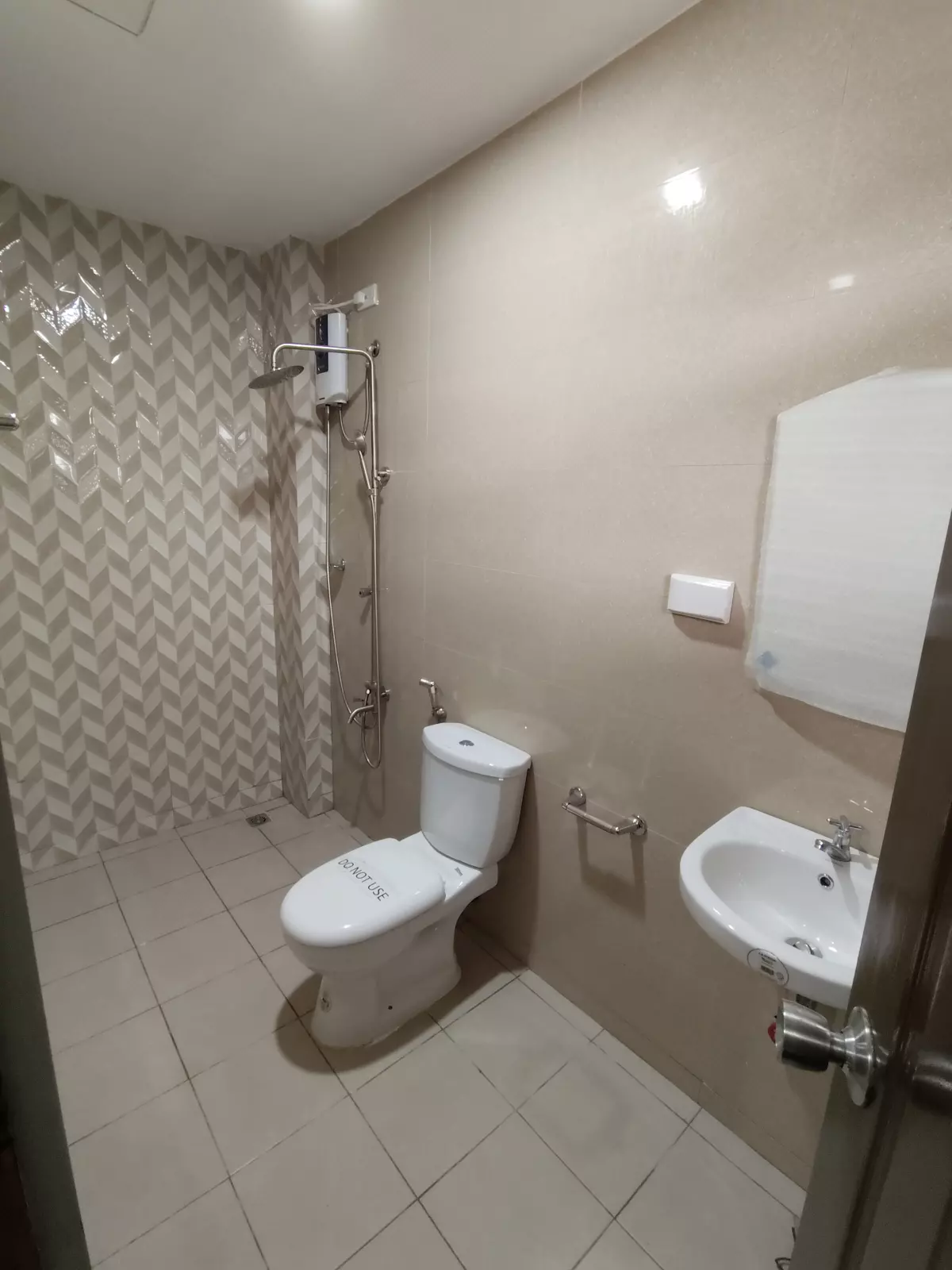 Townhouse for Airbnb or transient — Townhouse in Naga City, Camarines Sur, Philippines — Photo 2