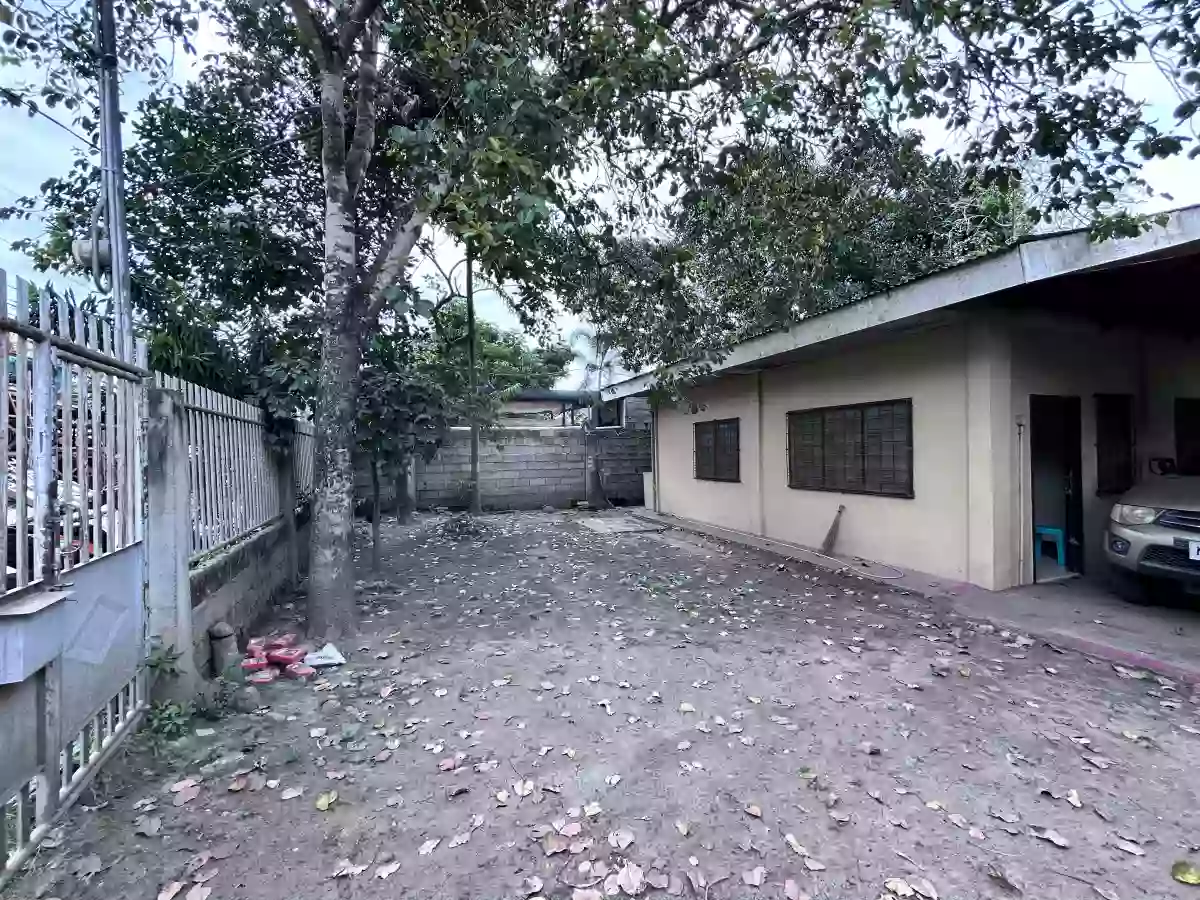 House and Lot in Yumang Subdivision 