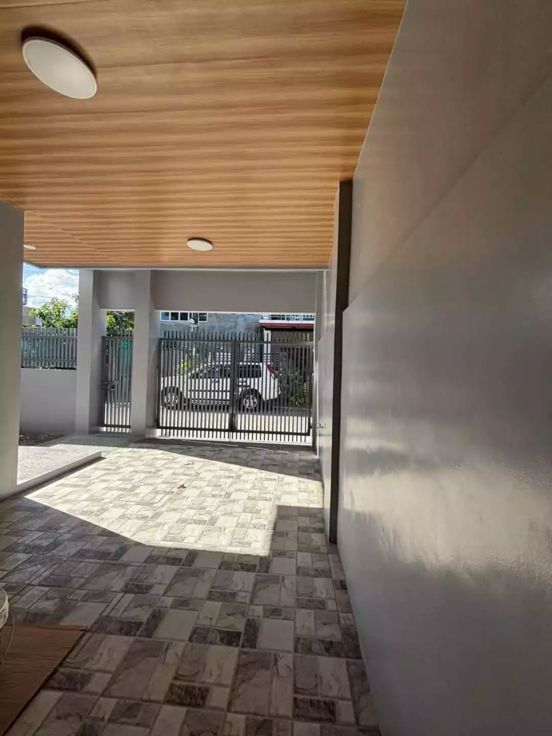 2 storey 4 BR house and lot — House and Lot in Iloilo City - Aleosan Road, Mandurriao, Iloilo City — Photo 3