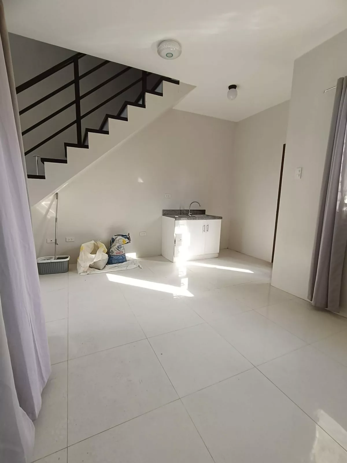 2 Bedroom Townhouse for Sale — Townhouse — Photo 7