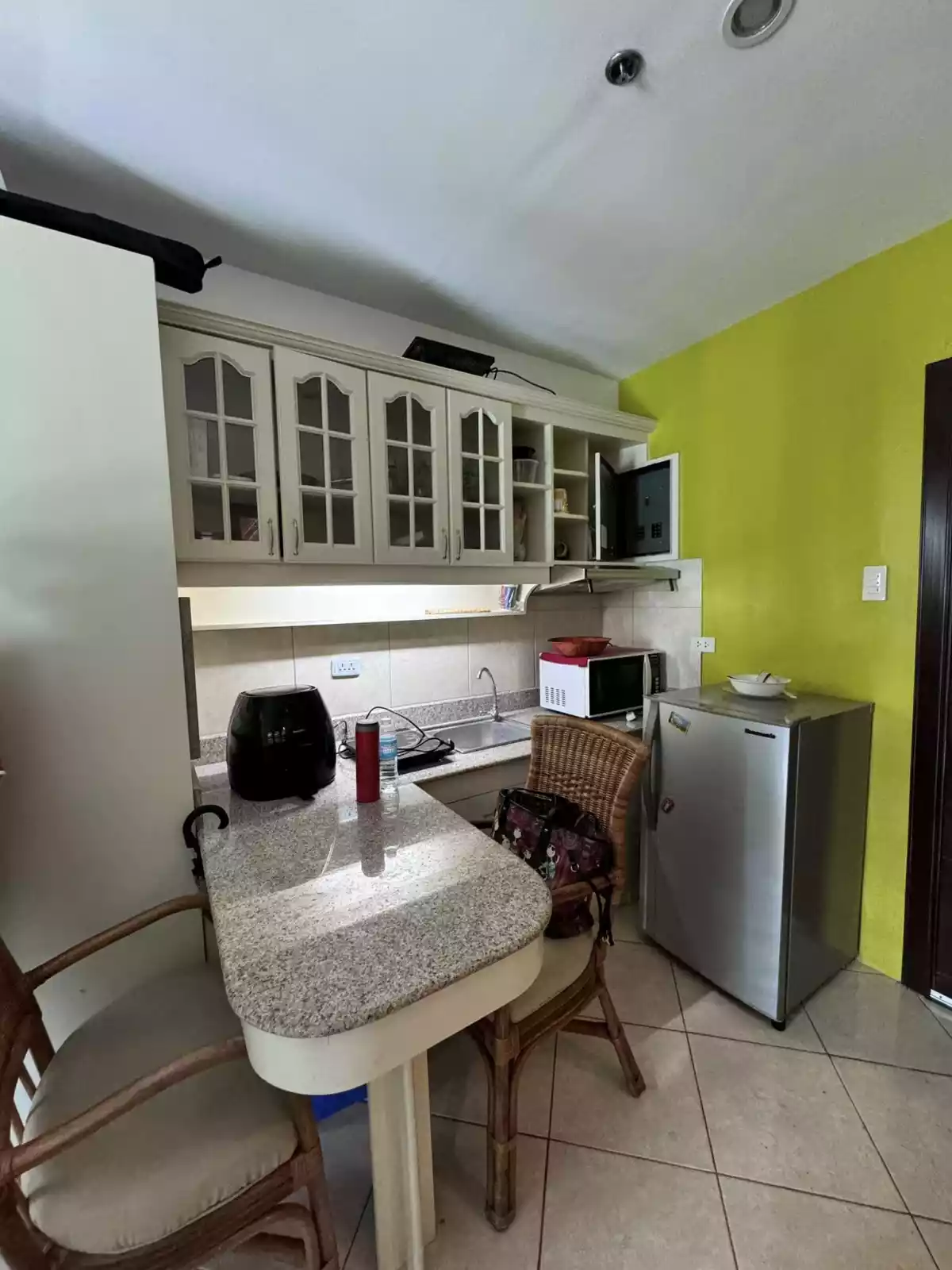 Rush SALE STUDIO UNIT at CITY SUITES RAMOS TOWER — Studio in Ultima Residences Ramos Tower, F. Ramos Street, Cebu City — Photo 4