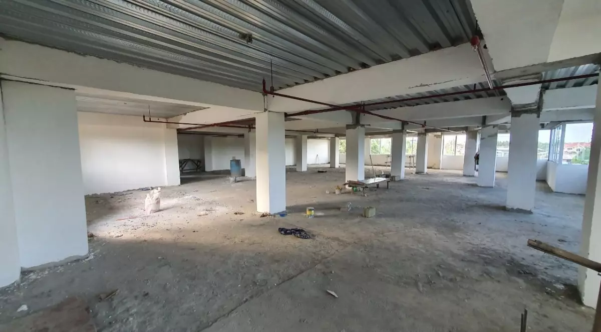 4 Storey Commercial Building — Building in Jaro, Santa Barbara, Iloilo — Photo 3