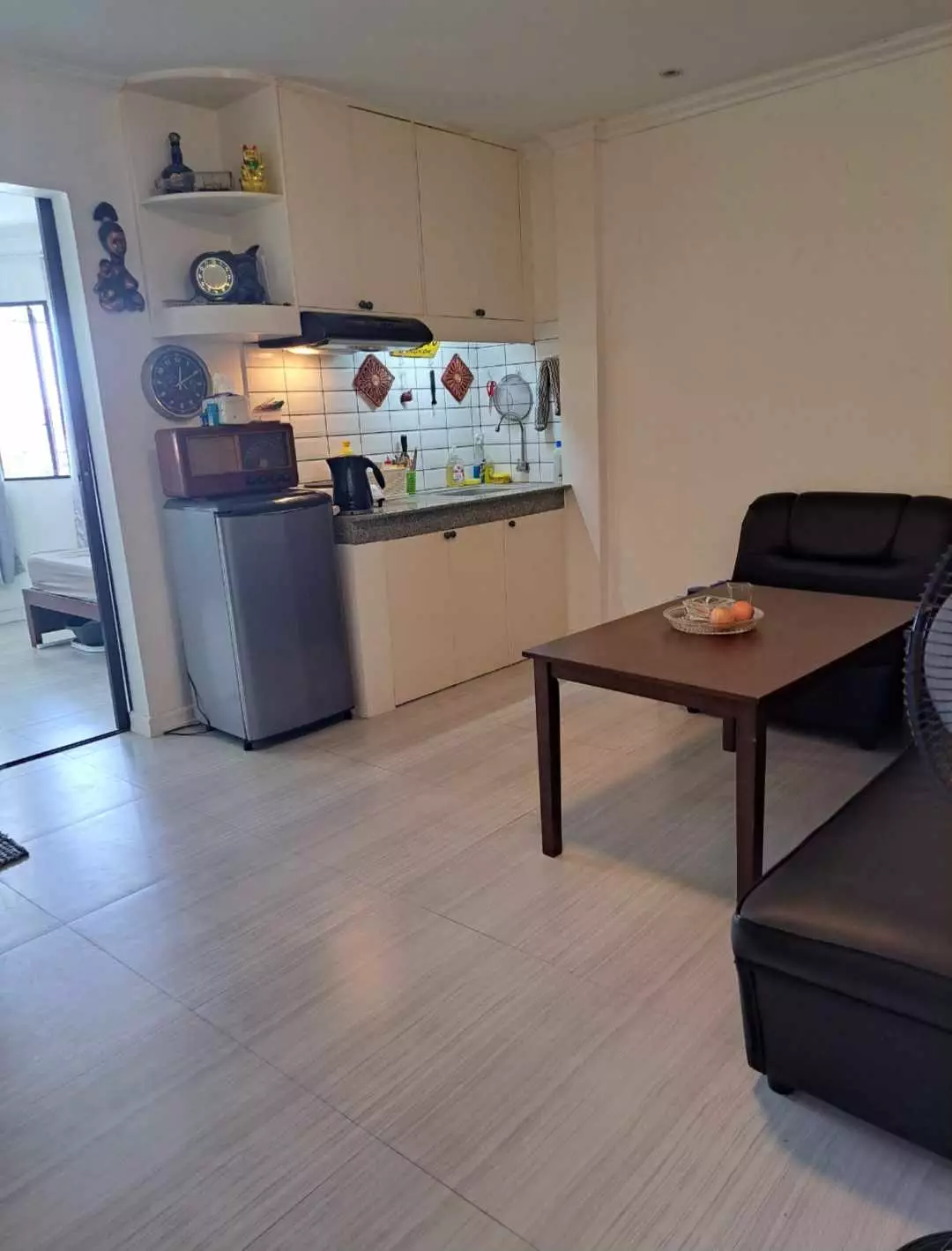 Semi Furnished 1 Bedroom Condo in the heart of Cebu City — 1 Bedroom in Dionisio Jakosalem Street, Cebu City, Cebu — Photo 6