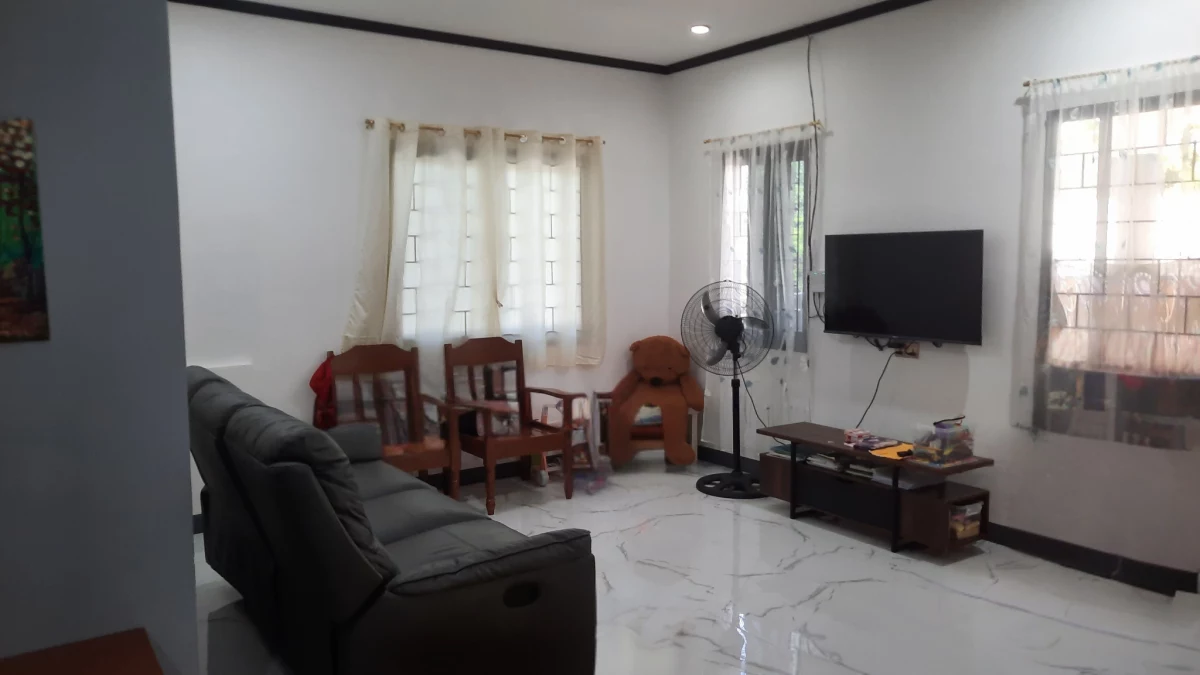 House and Lot For Sale — House and Lot in Dumaguete, Negros Oriental, Philippines — Photo 3