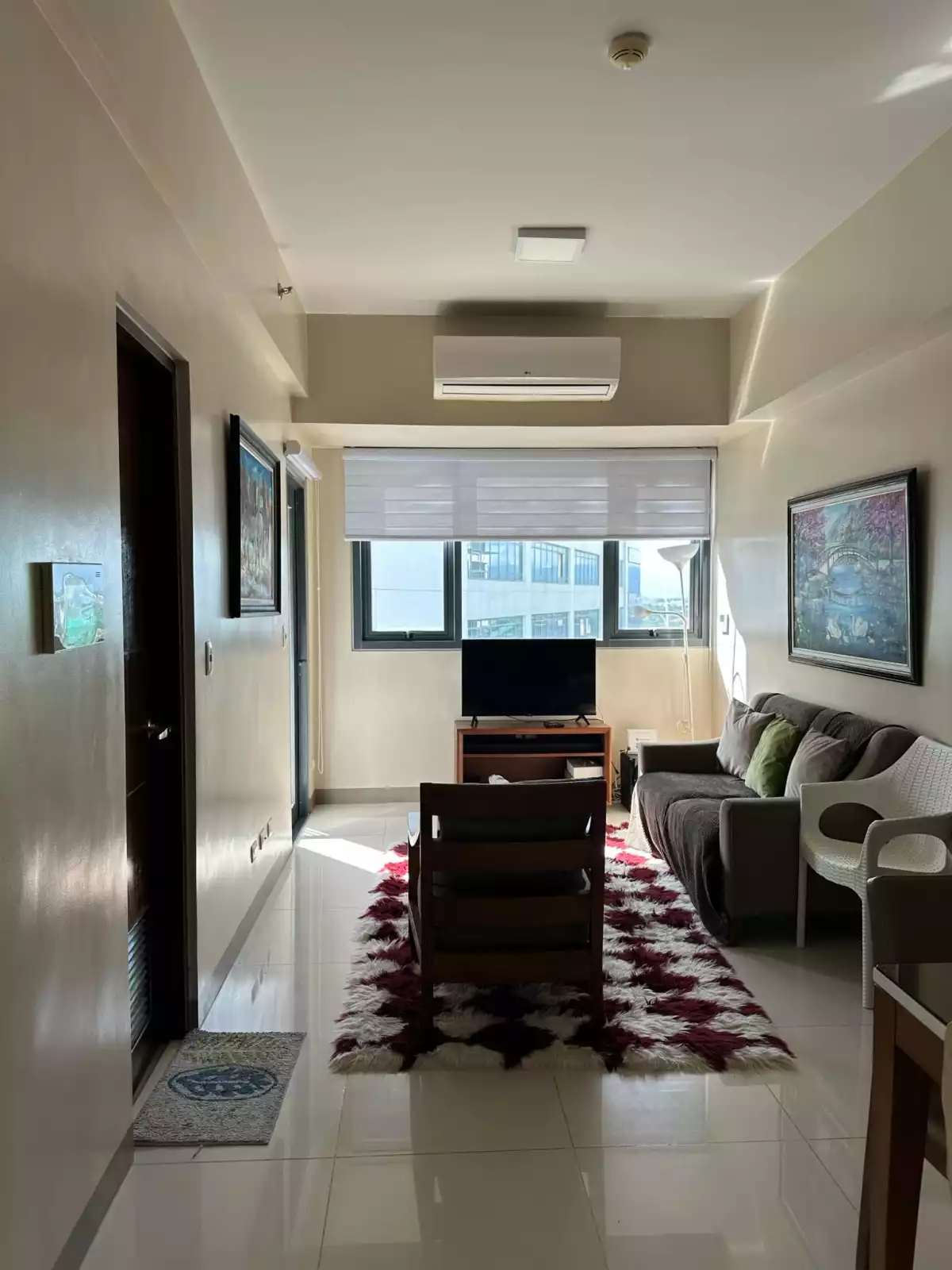 Mactan Newtown Condo for Sale with parking — 2 Bedrooms in Lapu-Lapu City, Cebu, Philippines — Photo 7