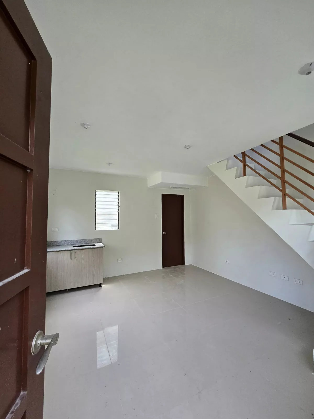 Casa Mira Naga Townhouse for Sale — Townhouse in Naga, Cebu, Philippines — Photo 6