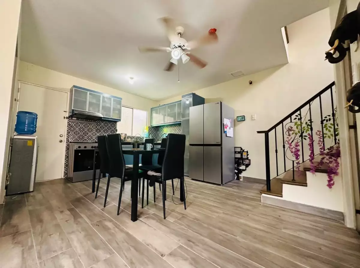 Woodcrest Townhouse Corner For Sale Guadalupe Cebu City — House and Lot in Gervacio Quijada Street, Cebu City, Cebu — Photo 4
