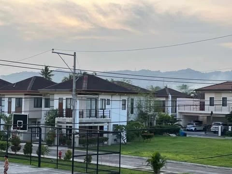 Open photo 16 of 16 — 4BR gated house and lot for REN