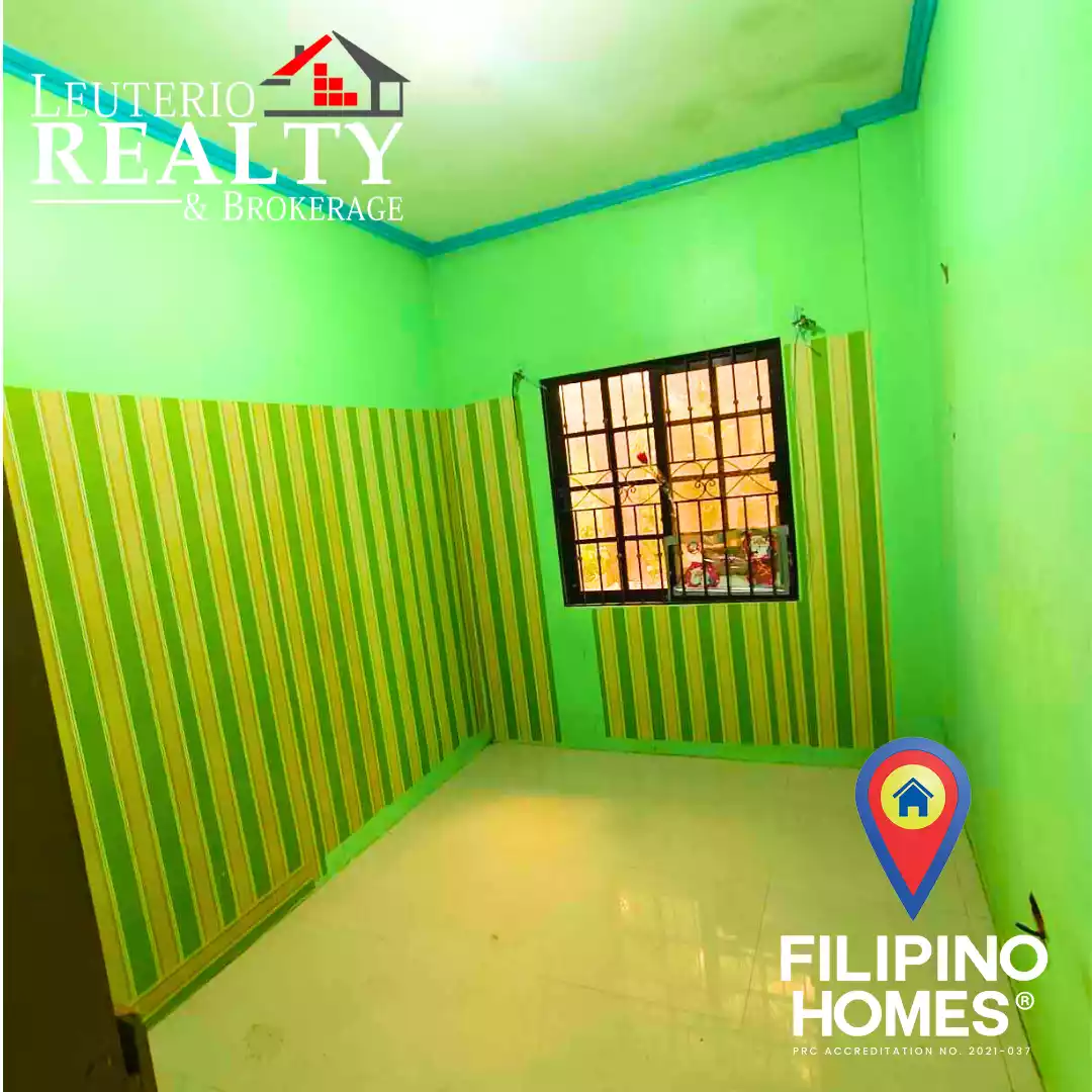 House & Lot for Sale Located in Villa Arcaya Gumaca Quezon 1500sqm Clean title Along National Highway — House and Lot in Gumaca, Quezon, Philippines — Photo 4